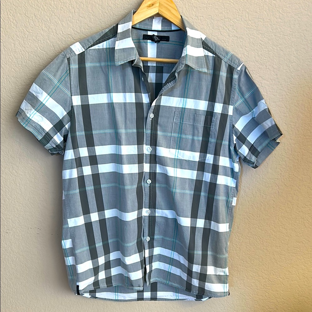 Kenneth Cole Short Sleeve Button Up